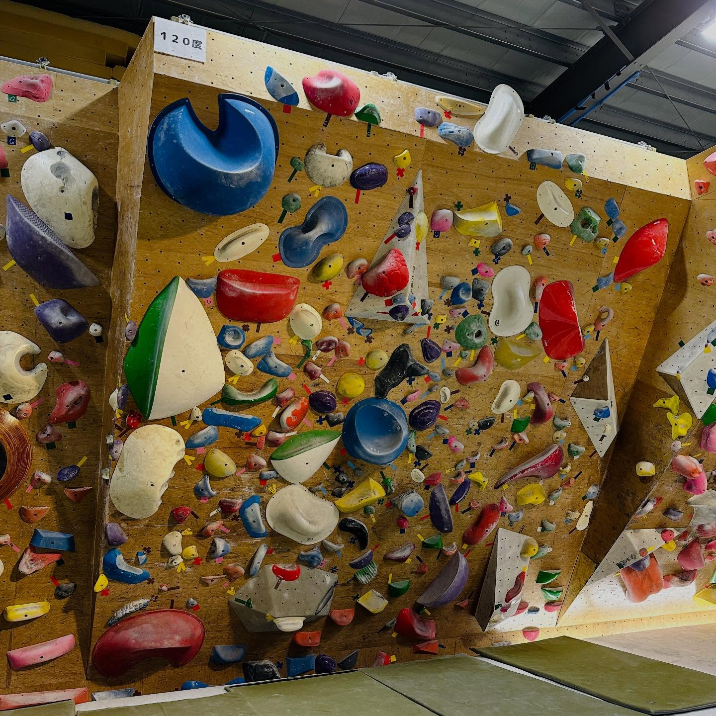 11/22に120度2.3級の課題チェンジを行いました👷‍♂...