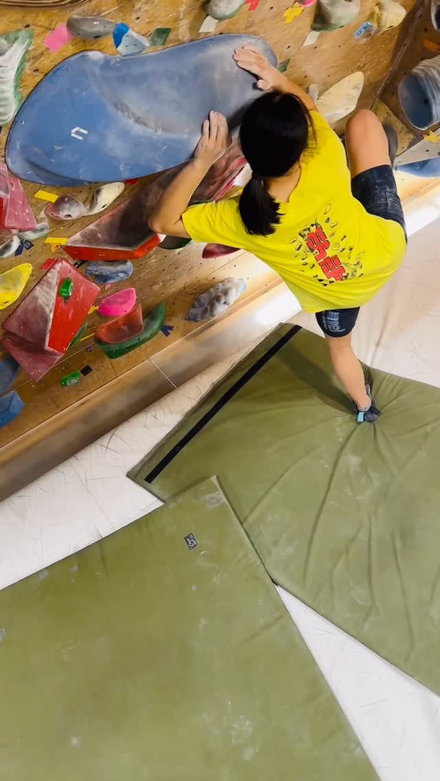 ホールド替え前にノブヨの魂のトライ🕺🏻